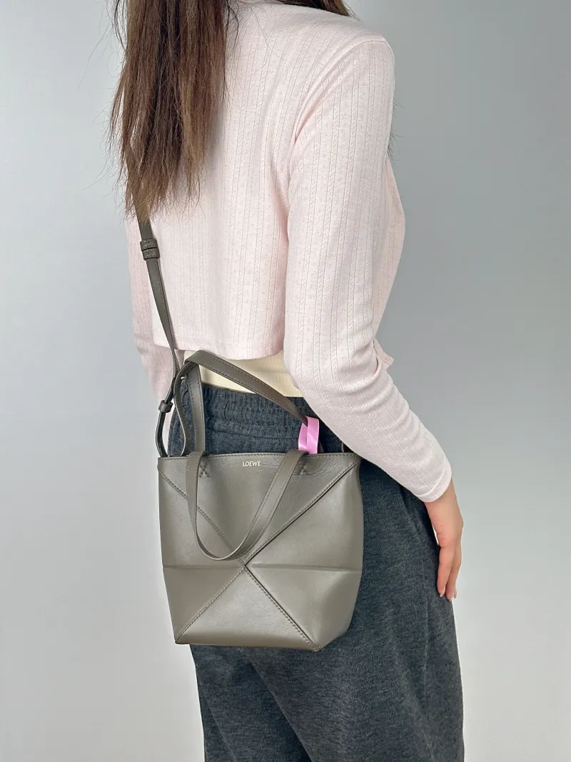LOEWE Crossbody Bag Puzzle Fold Shopping Tote Calfskinmini16.5 × 9.5 × 20 cm — on-model view 2 of 2