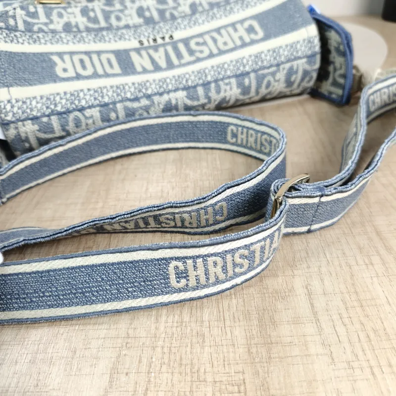 DIOR Crossbody Bag camp Messenger Bag Canvas Small23 × 8 × 15 cm — detail view 4 of 12
