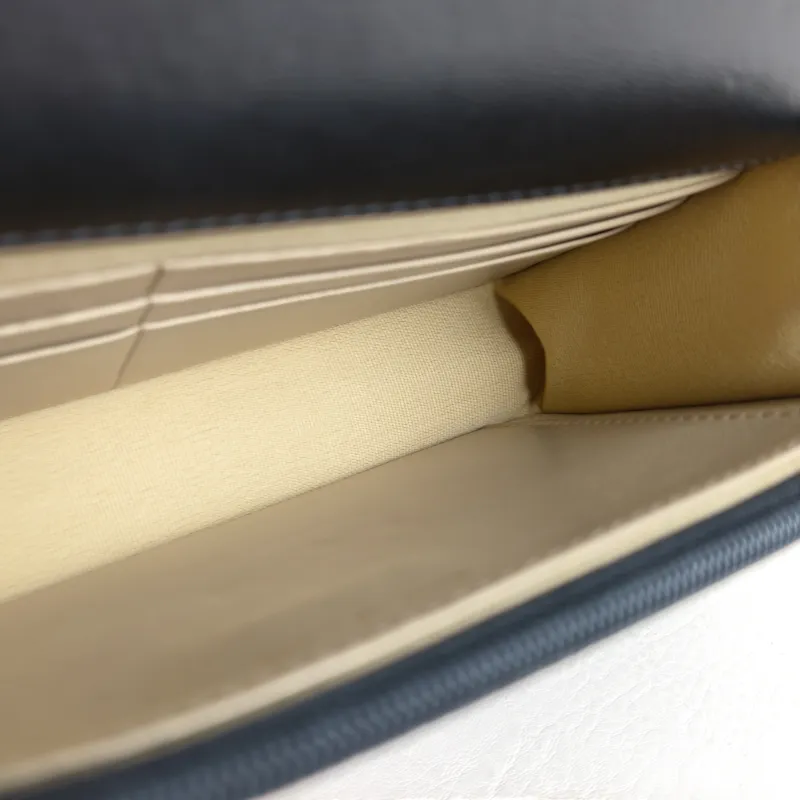 Chanel Shoulder Bag cf Black Lambskin 19 × 4.5 × 12 cm Microchip Edition — detail view 1 of 13
