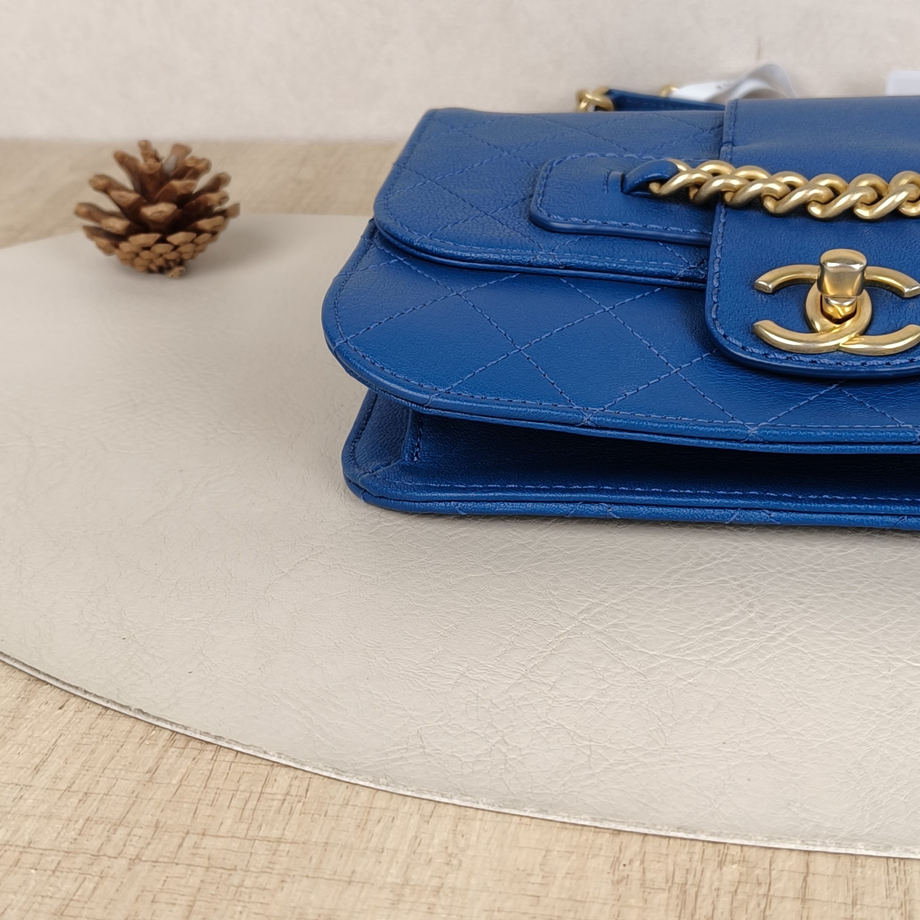 Chanel Crossbody Bagcf Collection Crossbody Bag Blue Calfskin One Size21 × 3.5 × 16 cm — cover view 4 of 8