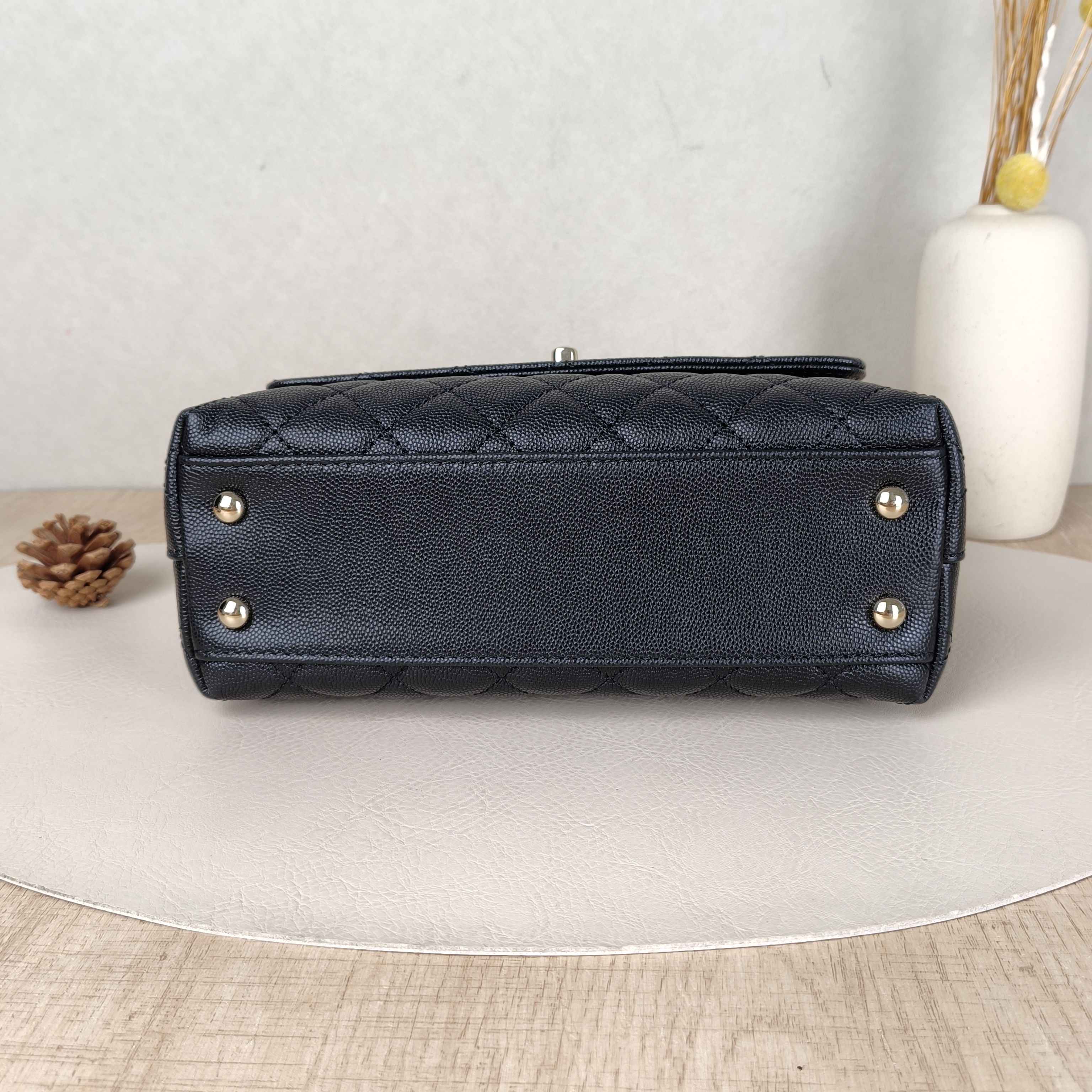 Chanel Top Handle Bag Coco HandleBlack Grained Calfskin Small24 × 10 × 14 cm — cover view 3 of 5