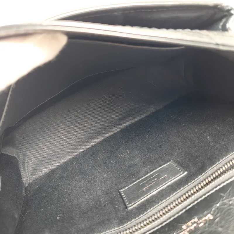 SAINT LAURENT Crossbody Bag Niki D Waxed Leather Calfskin Medium 28 × 8.5 × 20 cm — detail view 5 of 12