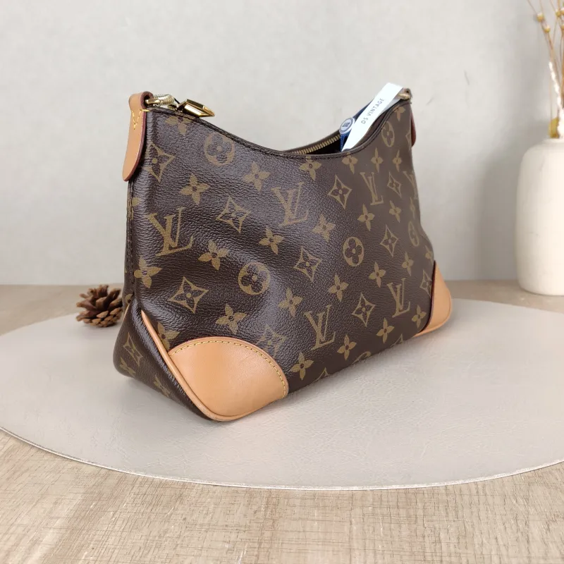 Louis Vuitton Crossbody Bag Boulogne PVC Small 26 × 9.5 × 16 cm — cover view 2 of 5