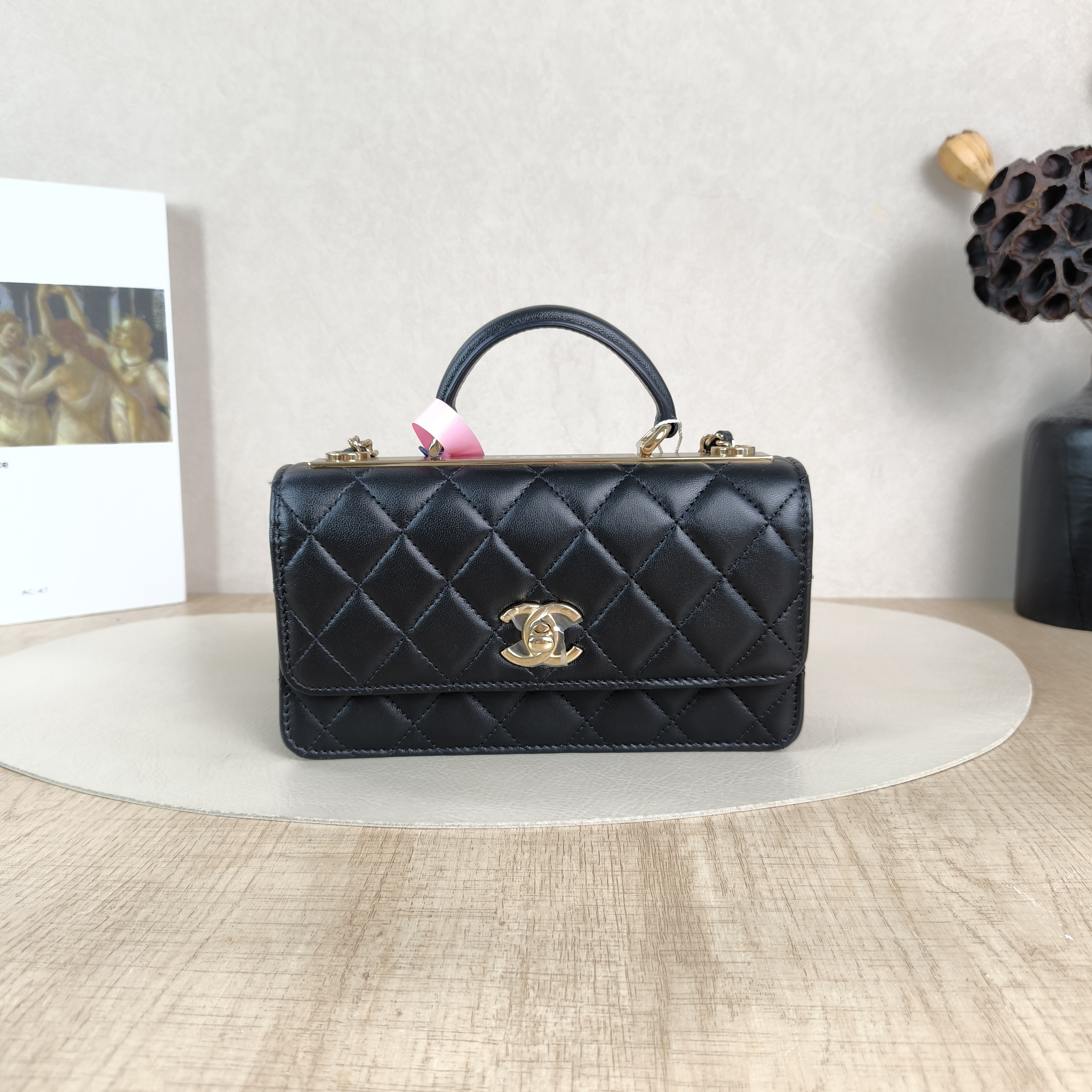 Chanel Crossbody Bag trendy cc woc Black Lambskinmini19.2 × 3.5 × 12.3 cm
