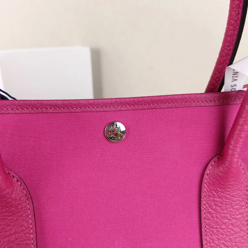 Hermès Top Handle Bag Garden Party 36 36 9I Canvas · Negonda Calfskin Large 36 × 17 × 26 cm Y — detail view 2 of 9