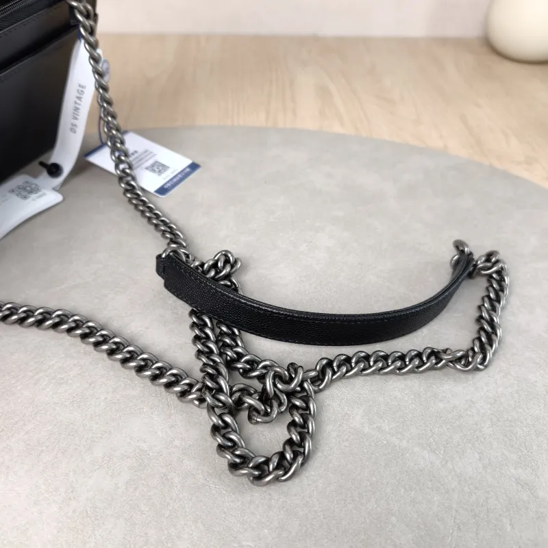 Chanel Crossbody Bag Le Boy​ WOC Black Grained Calfskin Mini 19.2 × 3.5 × 12.3 cm — detail view 4 of 11
