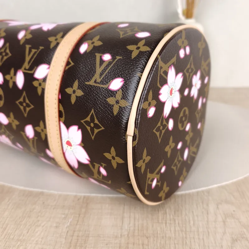 Louis Vuitton Shoulder Bag Papillon Monogram · PVC One Size30 × 15 × 15 cm — detail view 4 of 14