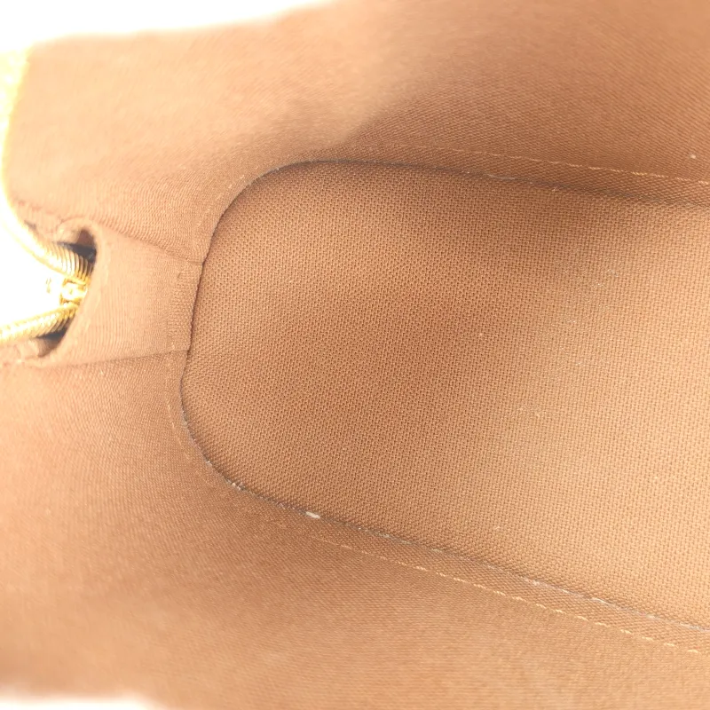 Louis Vuitton Crossbody Bag Alma Nano Monogram PVC nano 18 × 8 × 12 cm — detail view 3 of 9