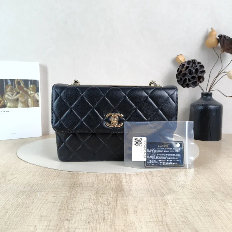 Chanel Shoulder Bagtrendy cc Shoulder Bag Black Lambskin Medium26 × 6 × 17 cm — cover view 2 of 6