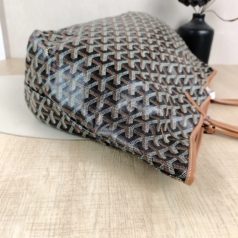 GOYARD Shoulder Bag SAINT LOUIS Shopping Tote Brown ine Canvas Small34 × 15 × 28 cm — detail view 3 of 13