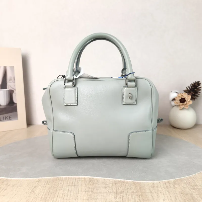 LOEWE Crossbody Bag amazona 19 Grey Calfskin Small 20.5 × 11.5 × 18 cm — cover view 2 of 5