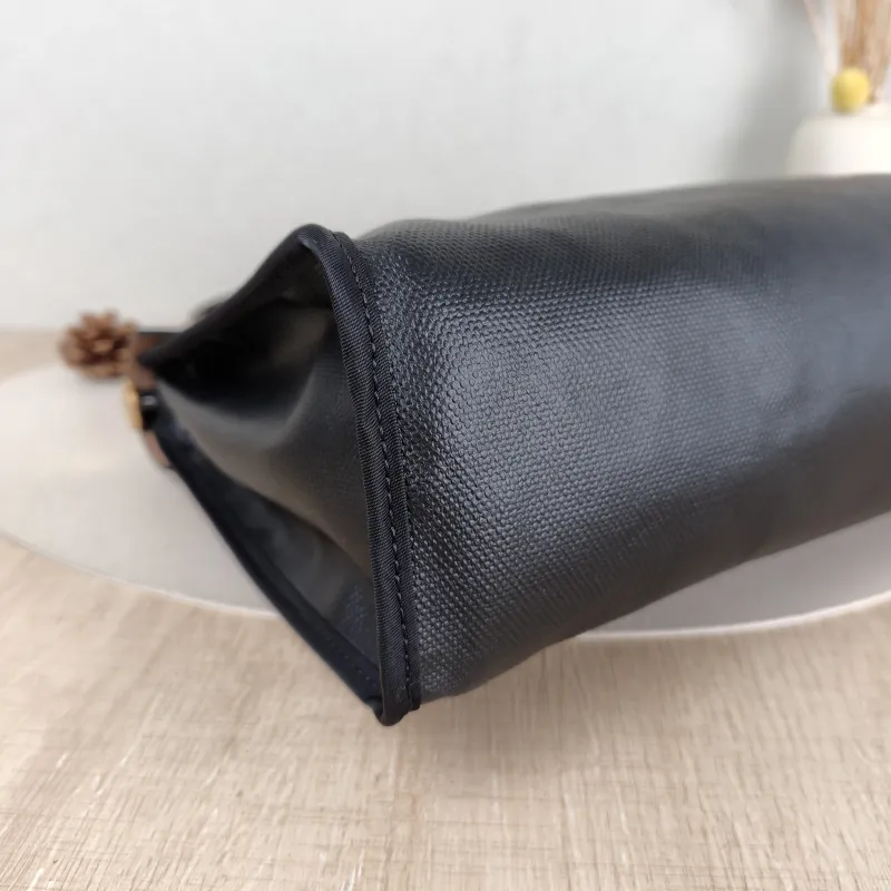 Hermès Crossbody Bag Herbag 31 Black Canvas Calfskin Medium 30.5 × 11 × 25.5 cm Z — detail view 10 of 17