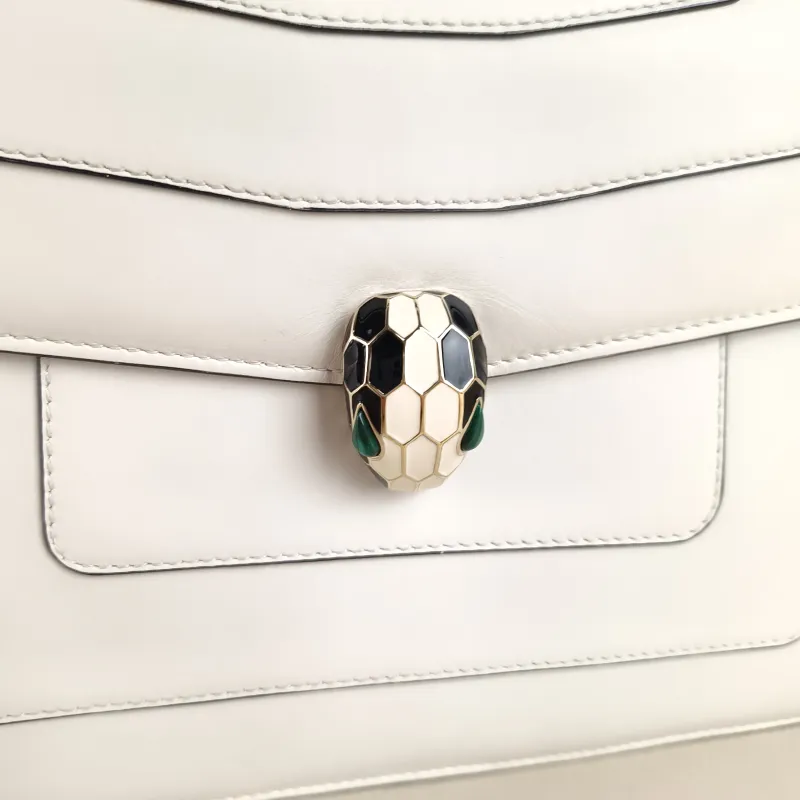 Bvlgari Shoulder Bag Serpenti Forever Collection Crossbody Bag White Calfskin 27.5 × 7.5 × 19 cm — detail view 2 of 12