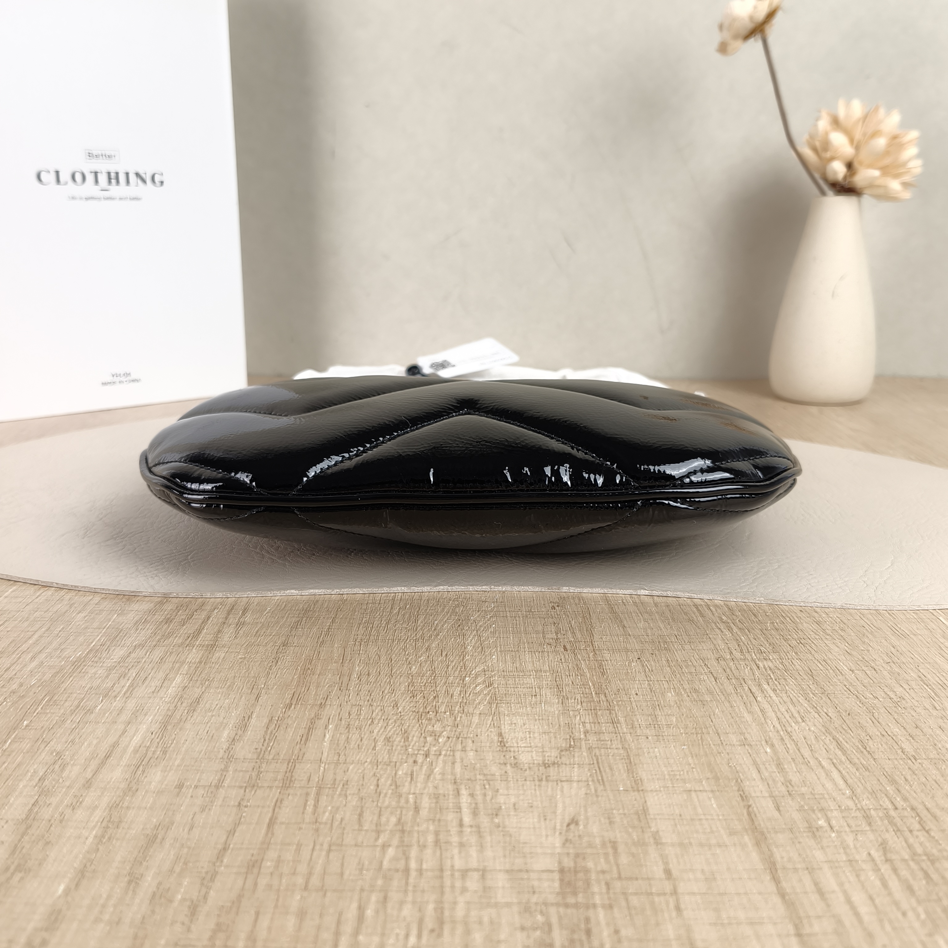 GUCCI Shoulder Bag GG Marmont Marmont Black Patent Leather Small26 × 4 × 17 cm — cover view 4 of 5