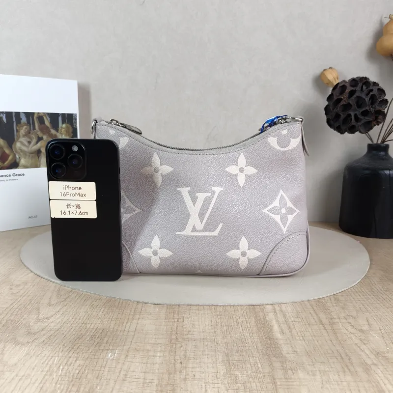 Louis Vuitton Crossbody Bag Boulogne Grey Empreinte Embossed Calfskin Small 26 × 9.5 × 16 cm — cover view 2 of 5