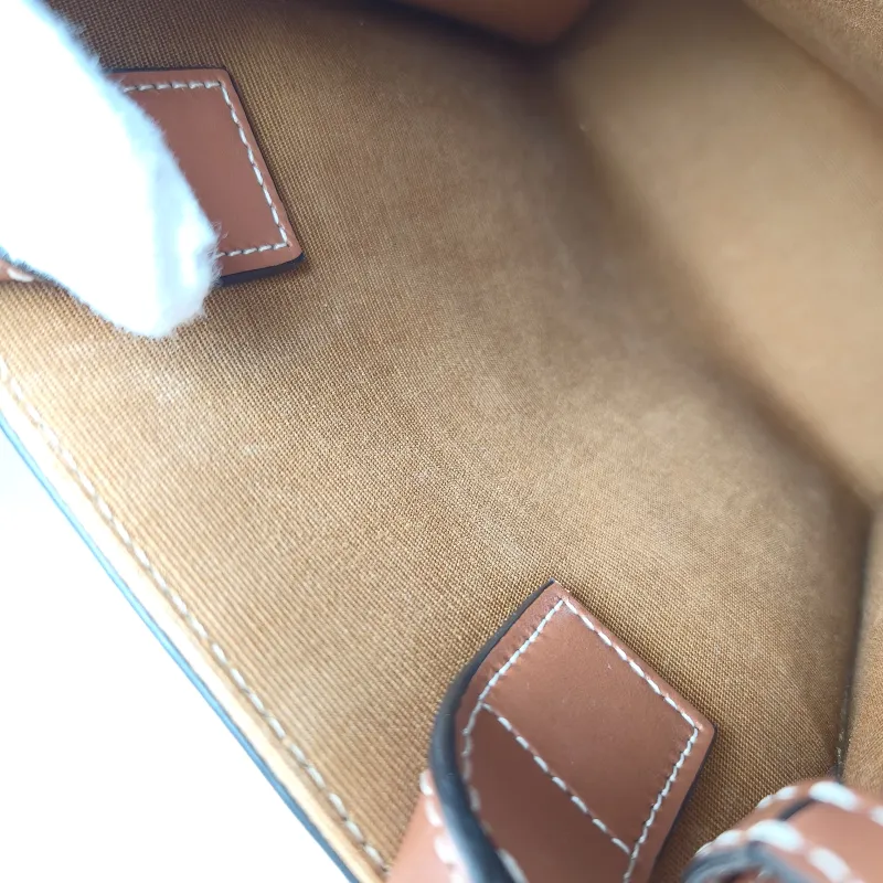 CELINE Crossbody Bag CABAS Mini Monogram PV Cmini17 × 4 × 20.5 cm — detail view 8 of 10