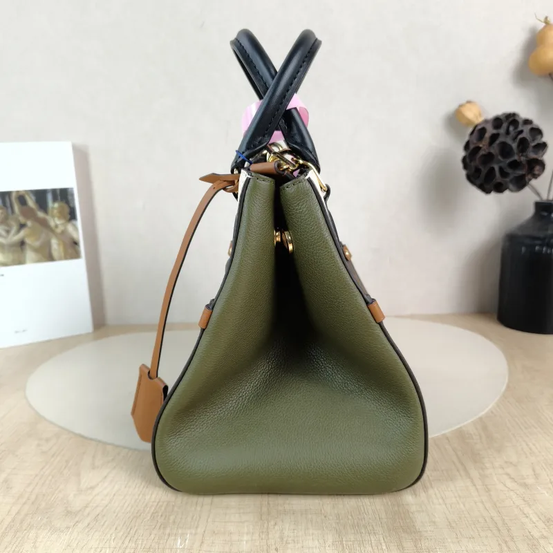 Louis Vuitton Top Handle Bag Fold Tote Colorblock PVC · Calfskin Small 20 × 18 × 22 cm — detail view 6 of 11