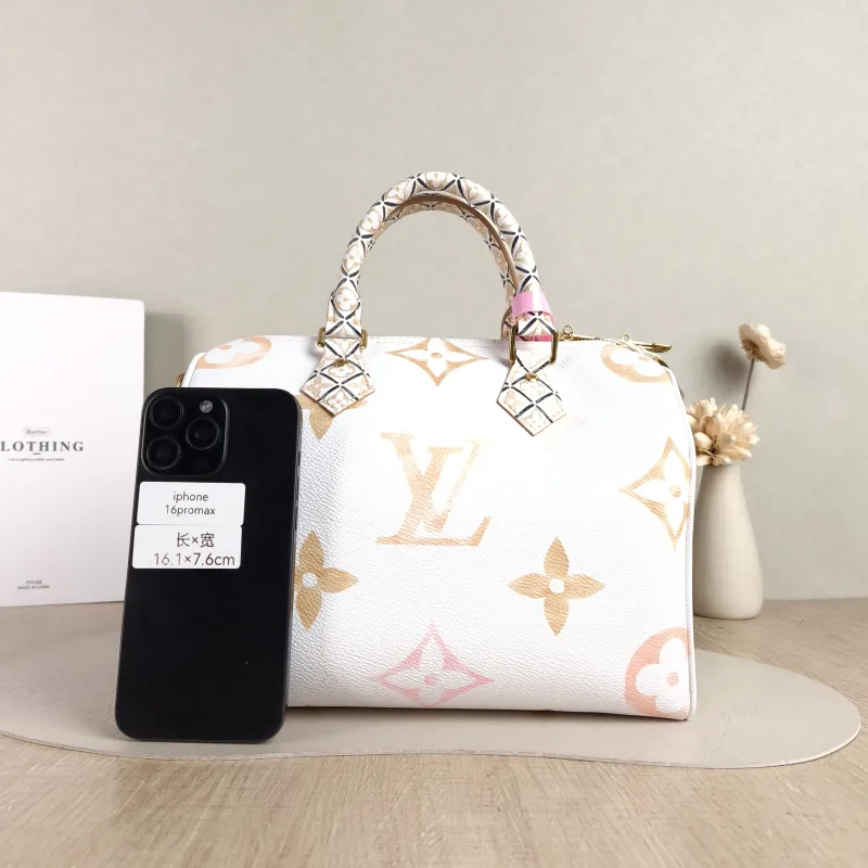 Louis Vuitton Top Handle Bag Speedy25 PVC One Size 25 × 15 × 19 cm — cover view 3 of 5