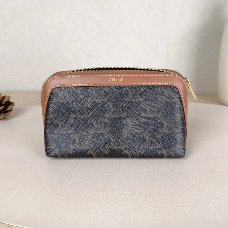CELINE Cosmetic Bag Triomphe Cosmetic Bag Monogram PVC Small14 × 8 × 9.5 cm — cover view 2 of 5