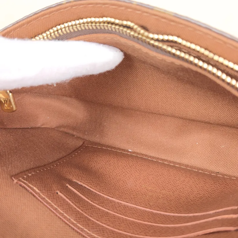 Louis Vuitton Crossbody Bag IVY Monogram PVC Small 23.5 × 4.3 × 12 cm — detail view 3 of 11