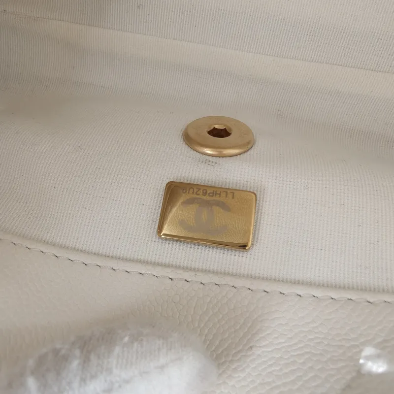 Chanel Crossbody Bag 25k cf Collection Top Handle Bag White Gold Grained Calfskin One Size 20 × 5 × 13 cm — detail view 13 of 13