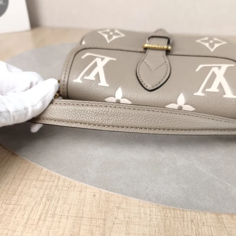 Louis Vuitton Crossbody Bag Diane Baguette Bag Empreinte Embossed Calfskinnano19 × 6 × 10.5 cm — detail view 11 of 11