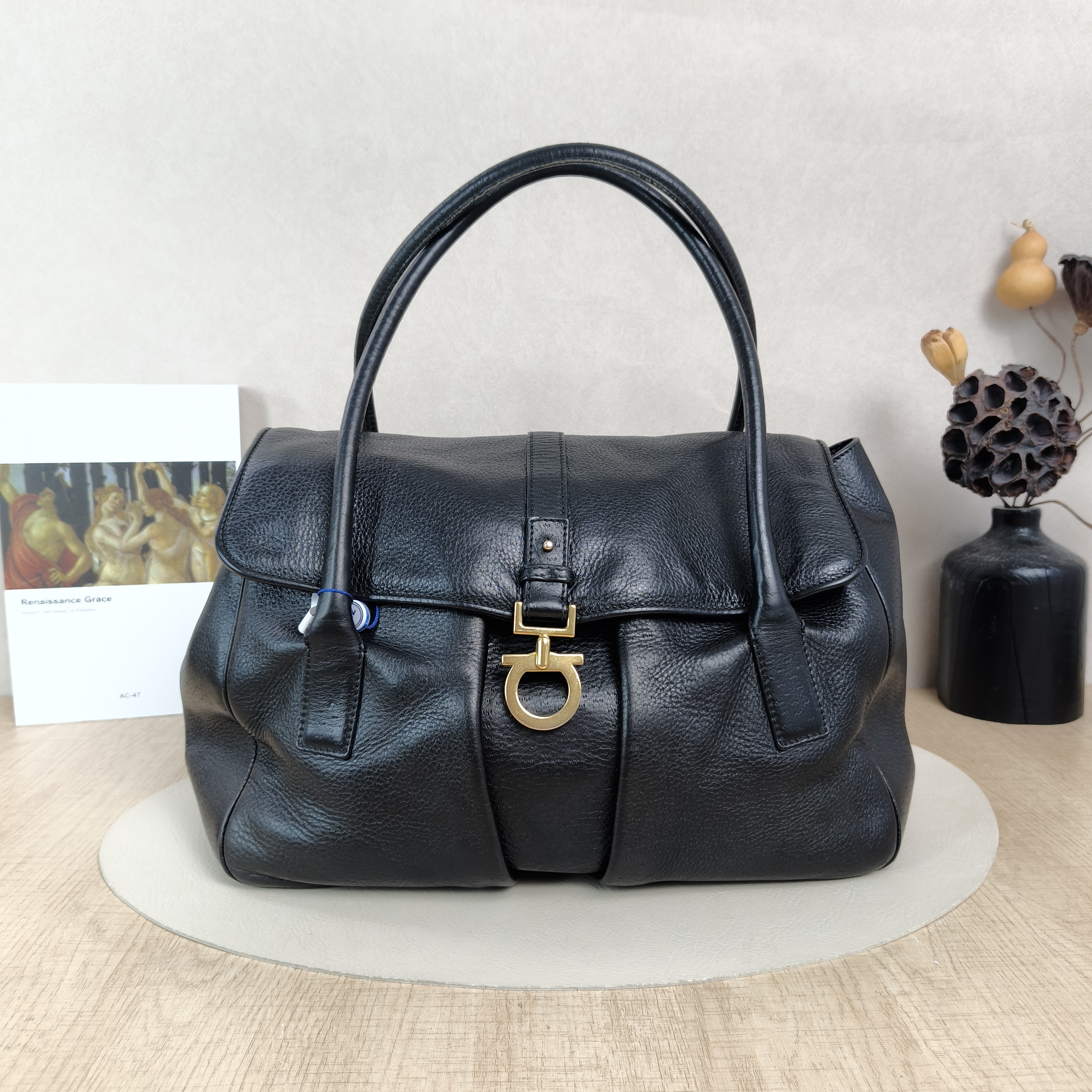 FERRAGAMO Shoulder Bag Shoulder Bag Black One Size34 × 14 × 27 cm