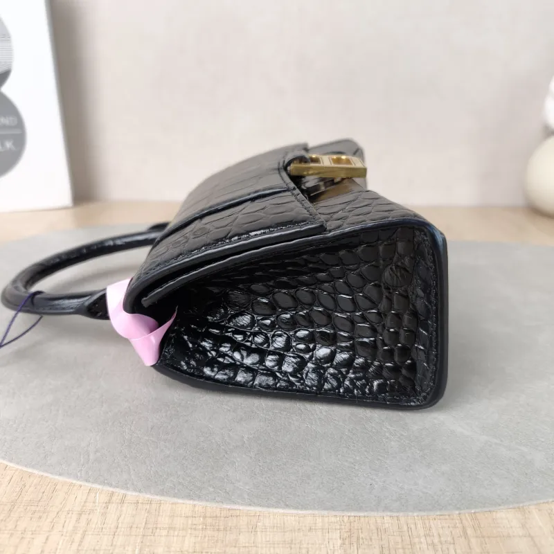 BALENCIAGA Crossbody Bag Hourglass Hourglass Bag Black CC alfskinmini19 × 8 × 13 cm — detail view 14 of 14