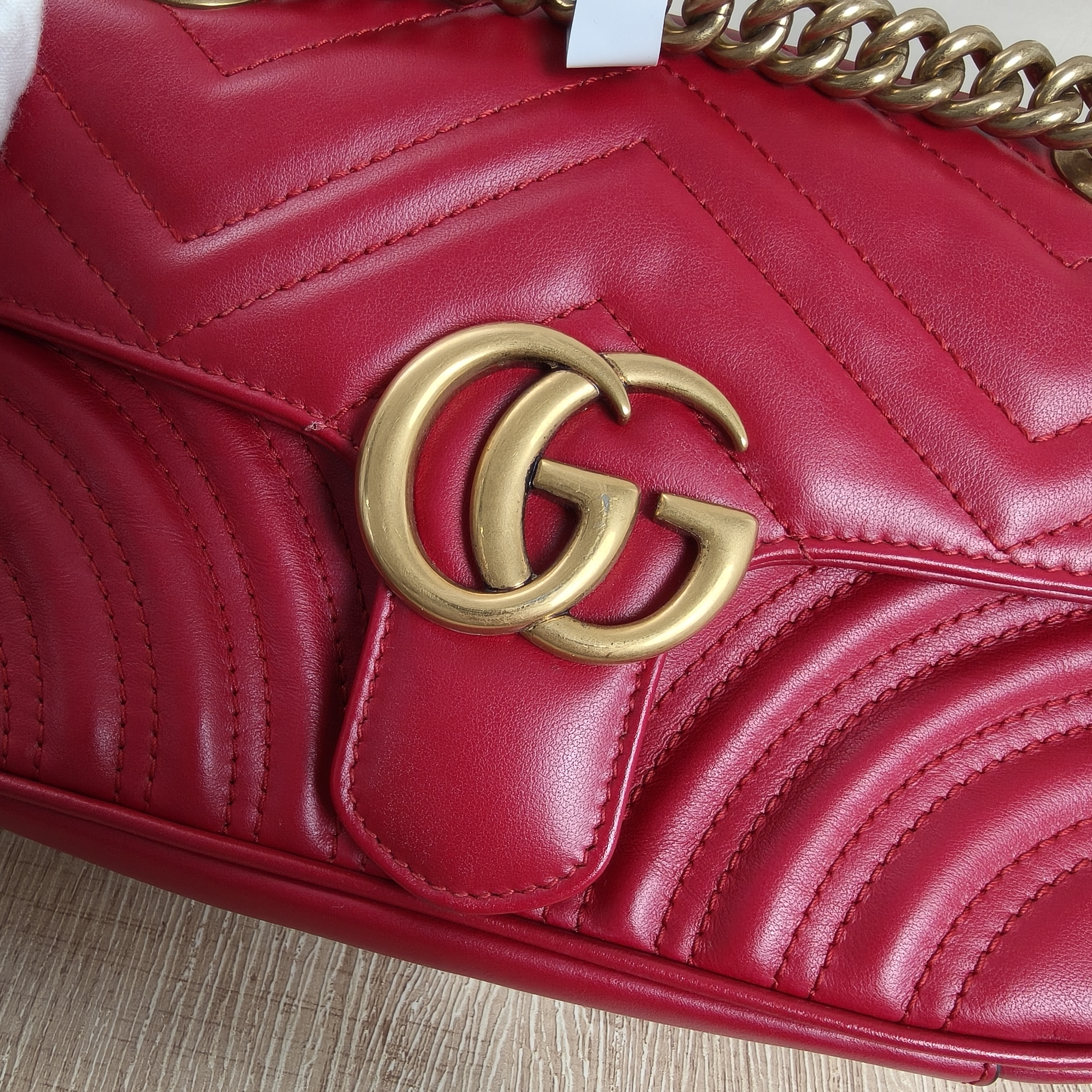 GUCCI GG Marmont Marmont22Small Red Lambskin · Dust Bag · 22 × 6 × 13 cm — cover view 2 of 12