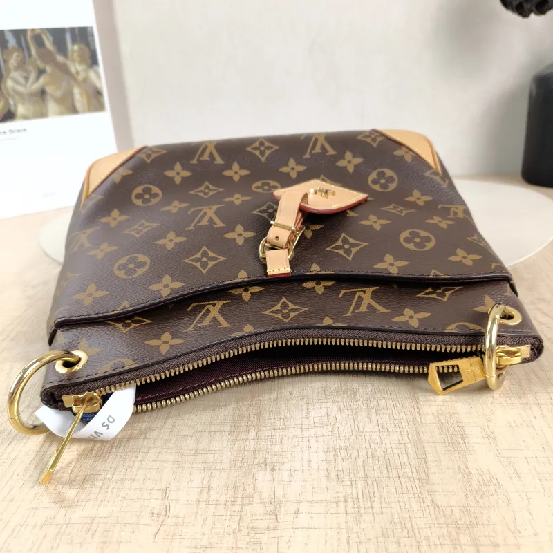 Louis Vuitton Crossbody Bag ODEON Monogram PVC Small24 × 8 × 22 cm — detail view 1 of 12