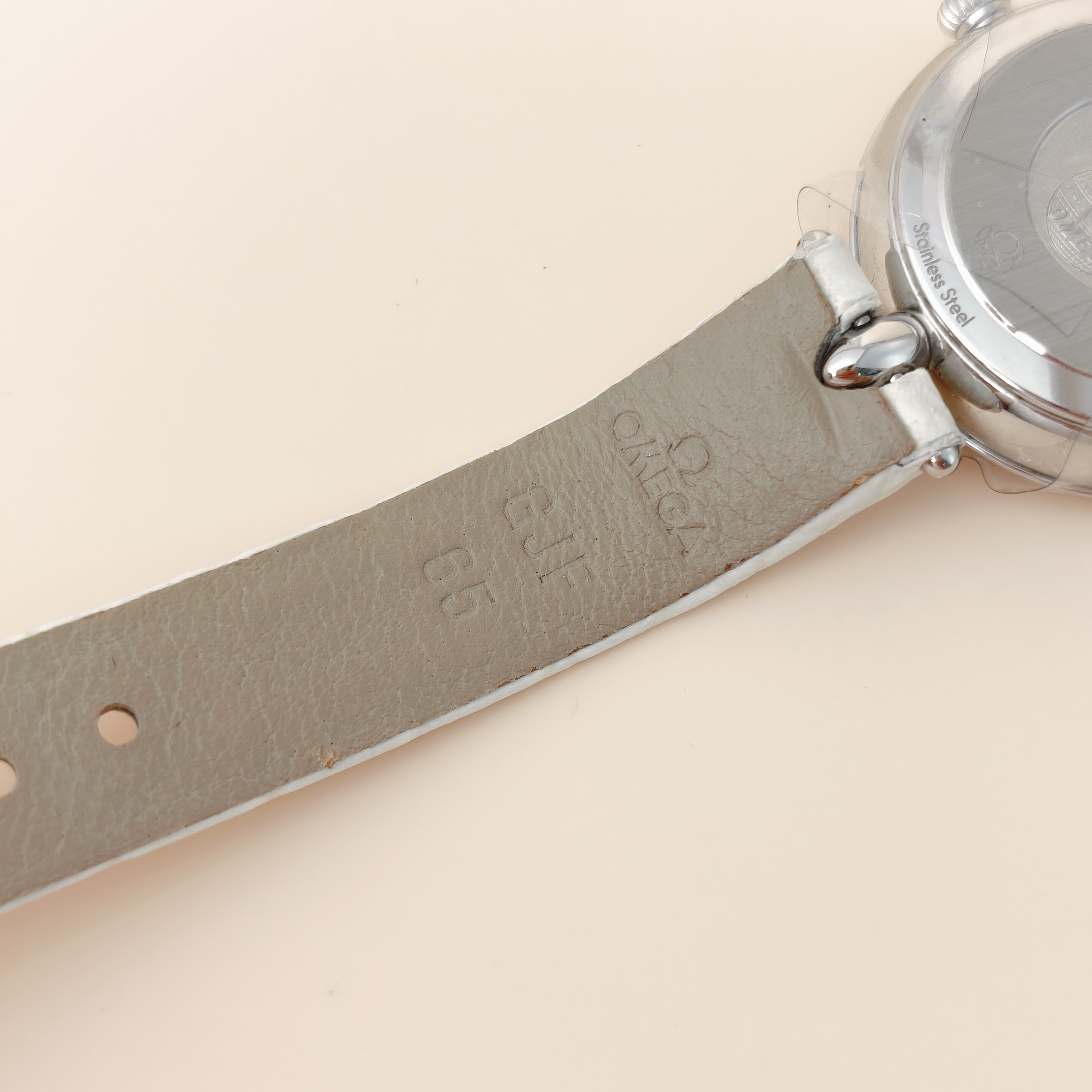 OMEGA Watch Collection Watch One Size27.4 — cover view 7 of 11
