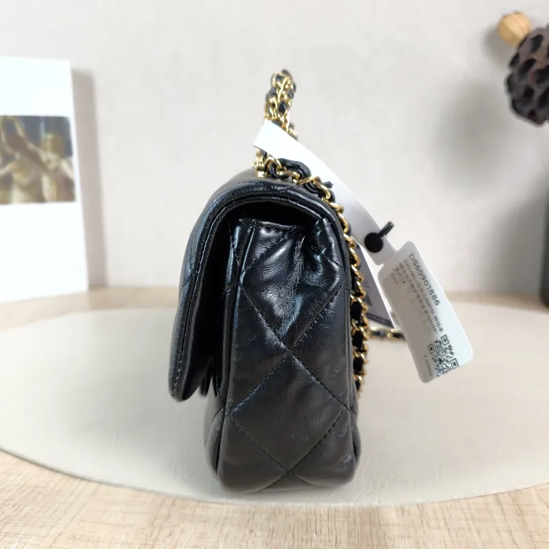 Chanel Crossbody Bag 24b Black Lambskin Mini 19 × 8.5 × 14 cm — detail view 12 of 13