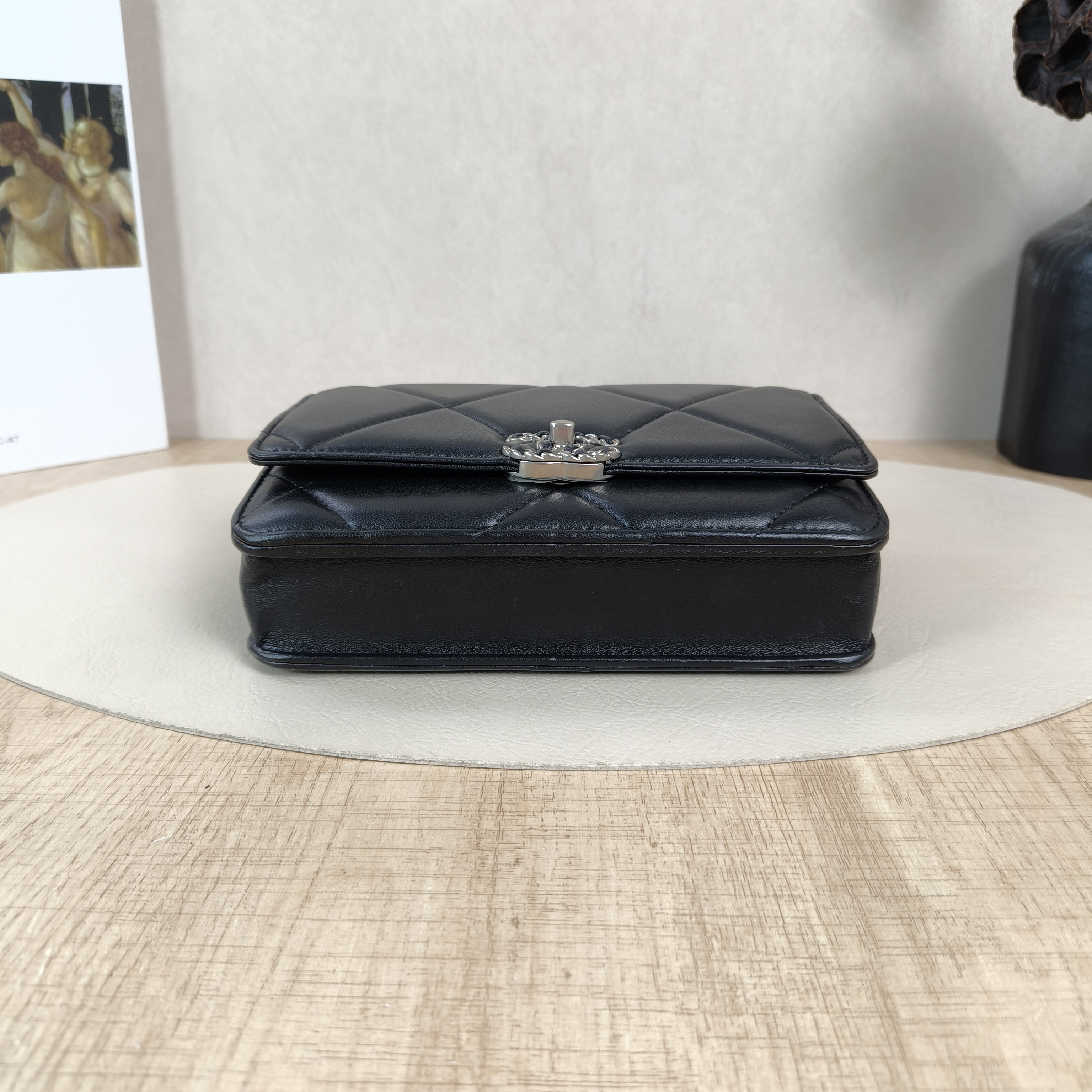 Chanel Crossbody Bag19Bag WOC Black SL ambskinmini19.2 × 3.5 × 12.3 cm — cover view 2 of 6