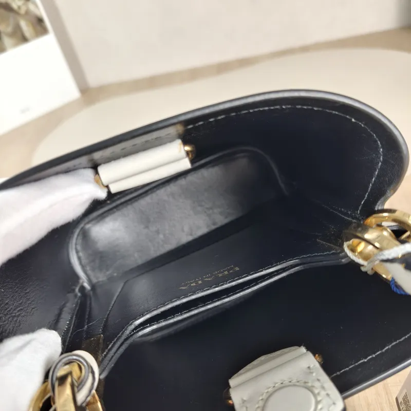PRADA Shoulder Bag Panier White Calfskin Mini 16 × 10 × 17 cm — detail view 1 of 12