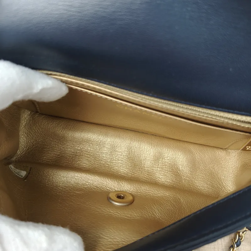 Chanel Crossbody Bag Classic Flap Large Mini CF Mini Blue Lambskin mini20 × 6 × 12 cm — detail view 5 of 15