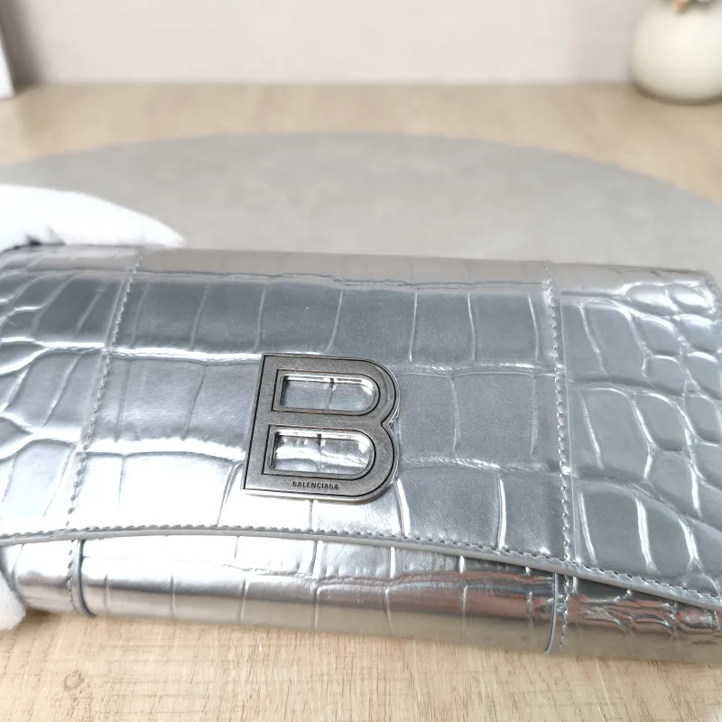 BALENCIAGA Crossbody Bag WOC Crossbody Bag Silver Calfskin One Size 19.5 × 3 × 10 cm — detail view 10 of 13
