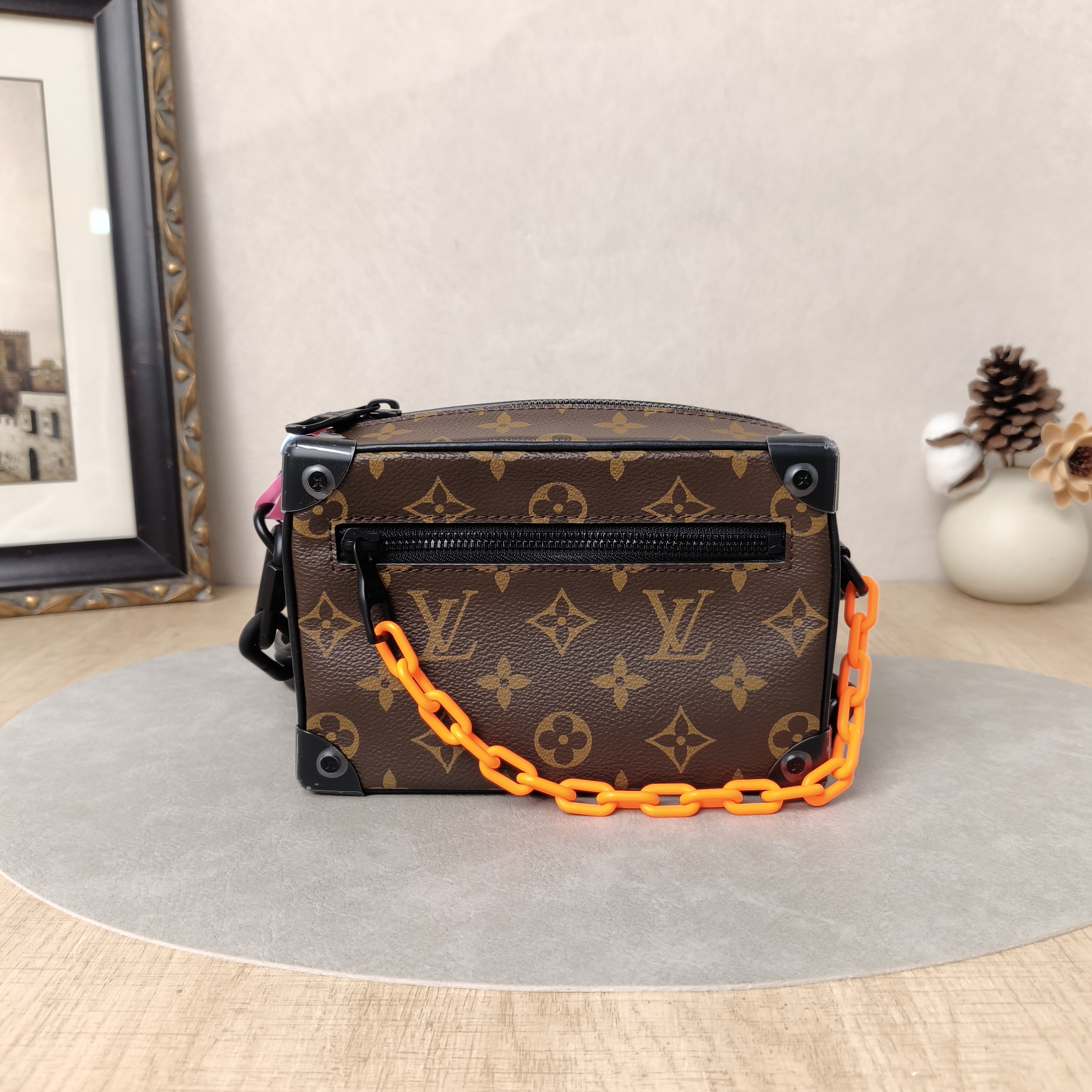 Louis Vuitton Crossbody Bag SOFT TRUNK Box Monogram PV Cmini18.5 × 8 × 13 cm — cover view 6 of 6