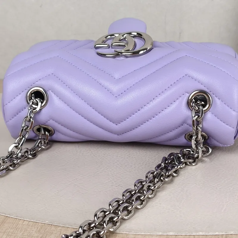 GUCCI Crossbody Bag GG Marmont Small Marmont 22 Lambskin Small 22 × 6 × 13 cm — detail view 2 of 12