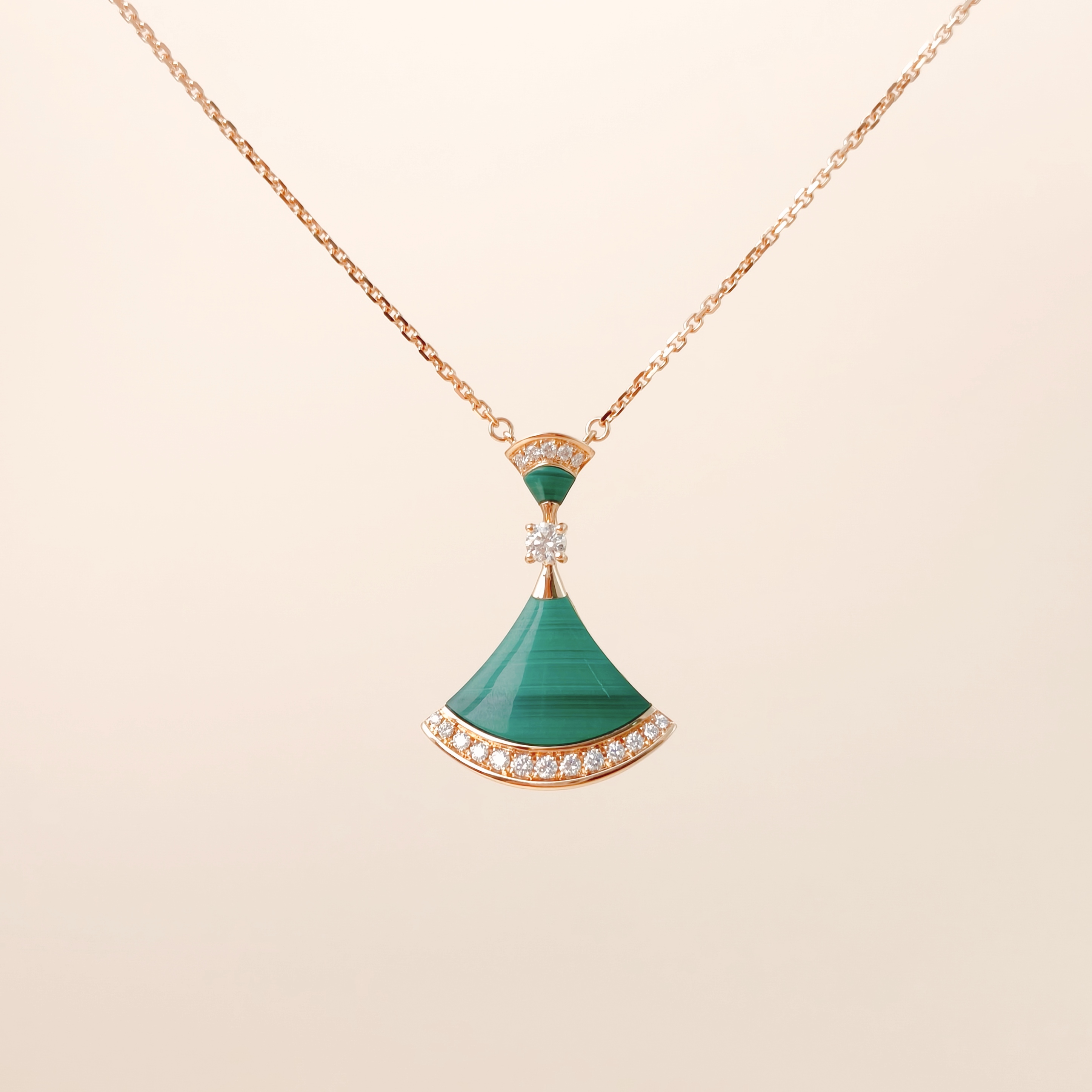Bvlgari Necklace DIVAS’ DREAM Collection Malachite Pavé Diamond Malachite Diamond18KR ose Gold Large43cm