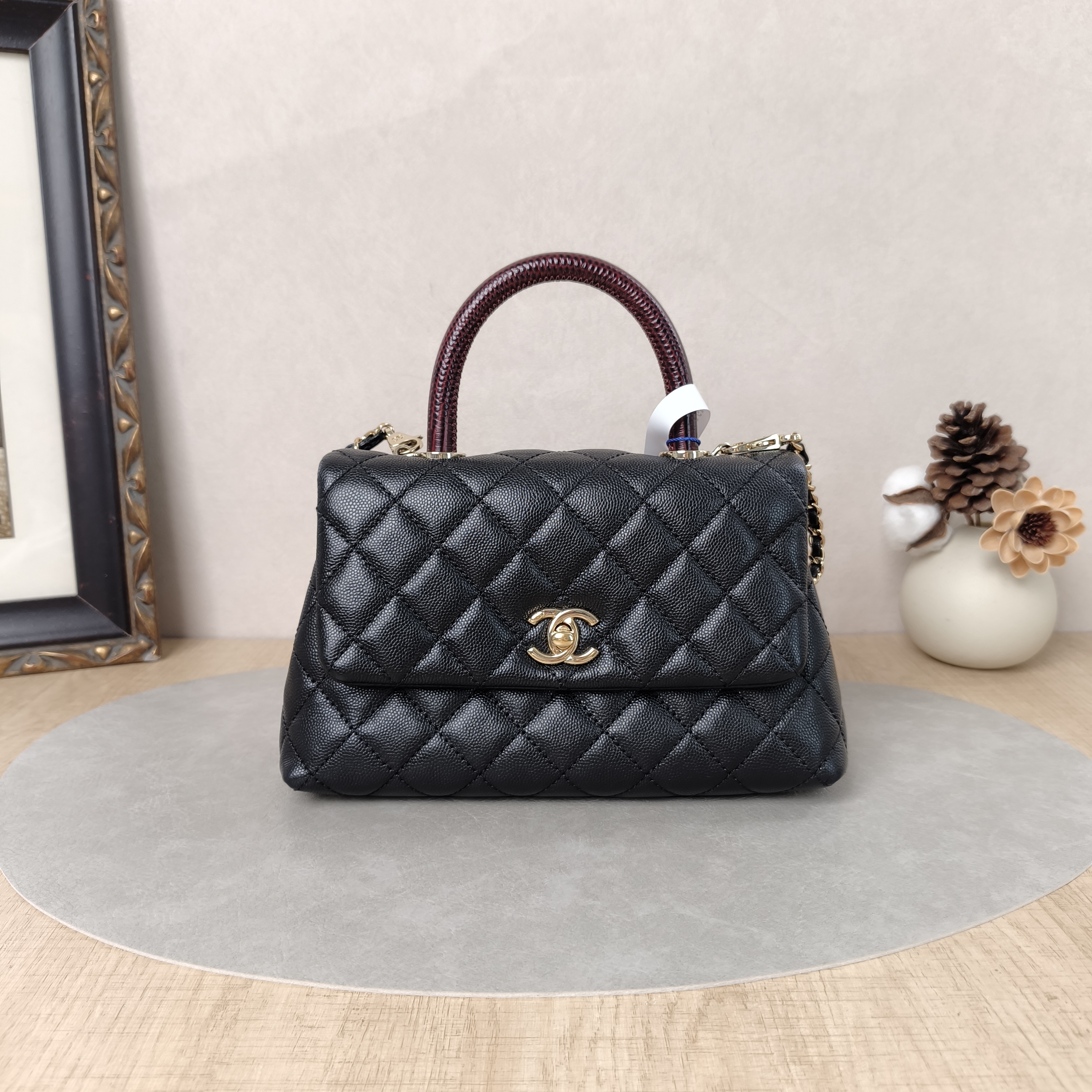 Chanel Top Handle Bag Coco Handle​ Black Grained Calfskin Small24 × 10 × 14 cm