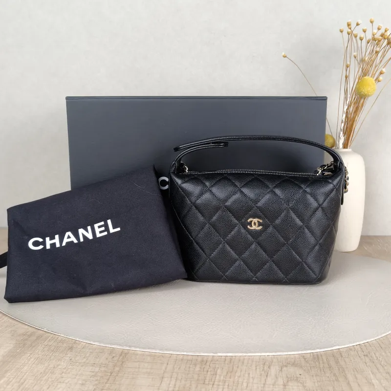 Chanel Crossbody Bag25c Vanity Case Bag Black Grained Calfskin One Size19 × 6 × 12.5 cm — cover view 6 of 6