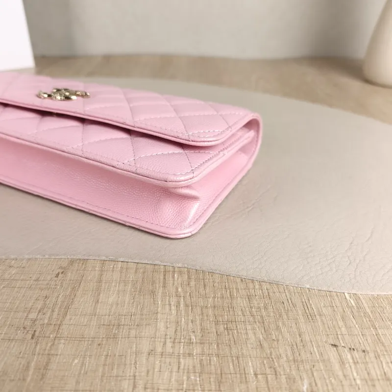 Chanel Shoulder Bag Baguette Bag Pink Calfskin One Size 22 × 3 × 10.5 cm — detail view 7 of 12