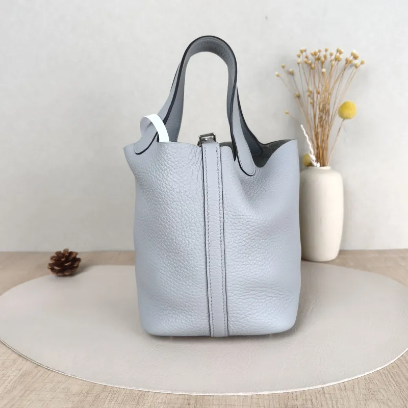 Hermès Top Handle Bag Picotin Lock 18 18 8U TC Calfskin Small 18 × 13 × 18 cm K — cover view 4 of 5