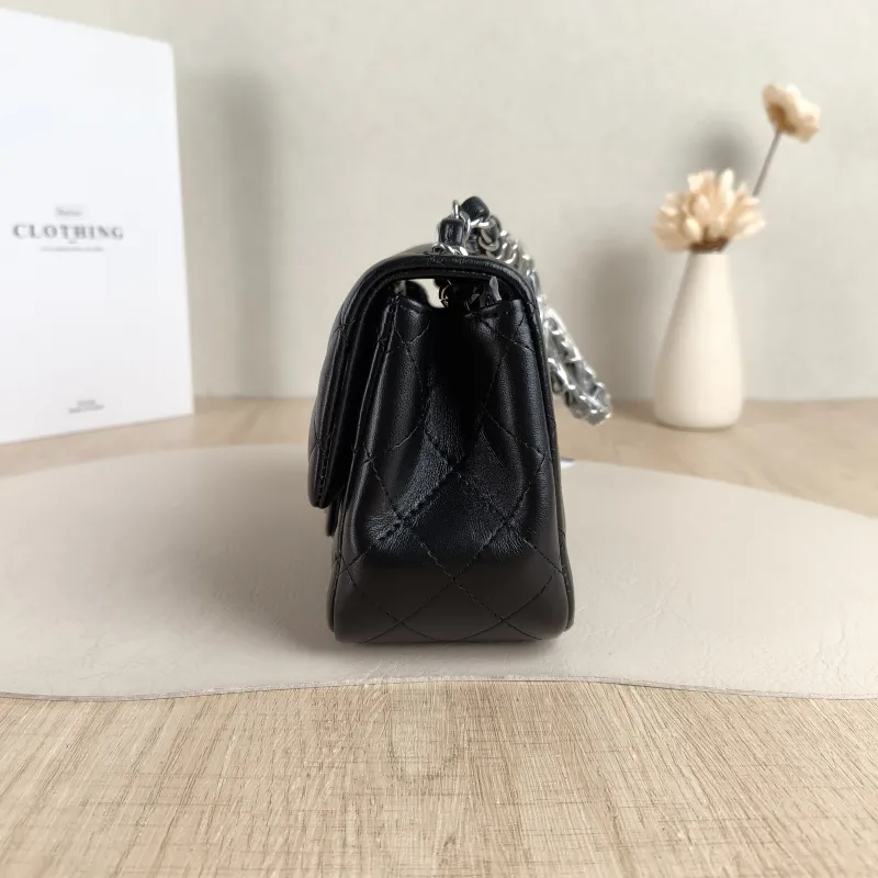 Chanel Crossbody Bag Classic Flap Mini CF Mini Black Lambskin17 × 8 × 13.5 cm — detail view 5 of 13