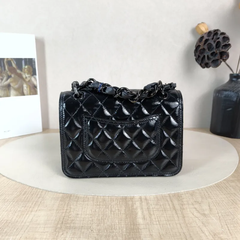 Chanel Crossbody Bag 23s Messenger Bag Black Waxed Leather Mini 19.5 × 6 × 13 cm — cover view 2 of 6