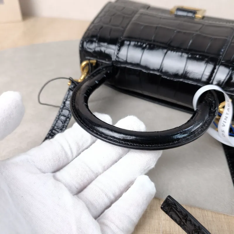 BALENCIAGA Crossbody Bag Hourglass Hourglass Bag Black Calfskin XS 19 × 8 × 13 cm — detail view 6 of 13