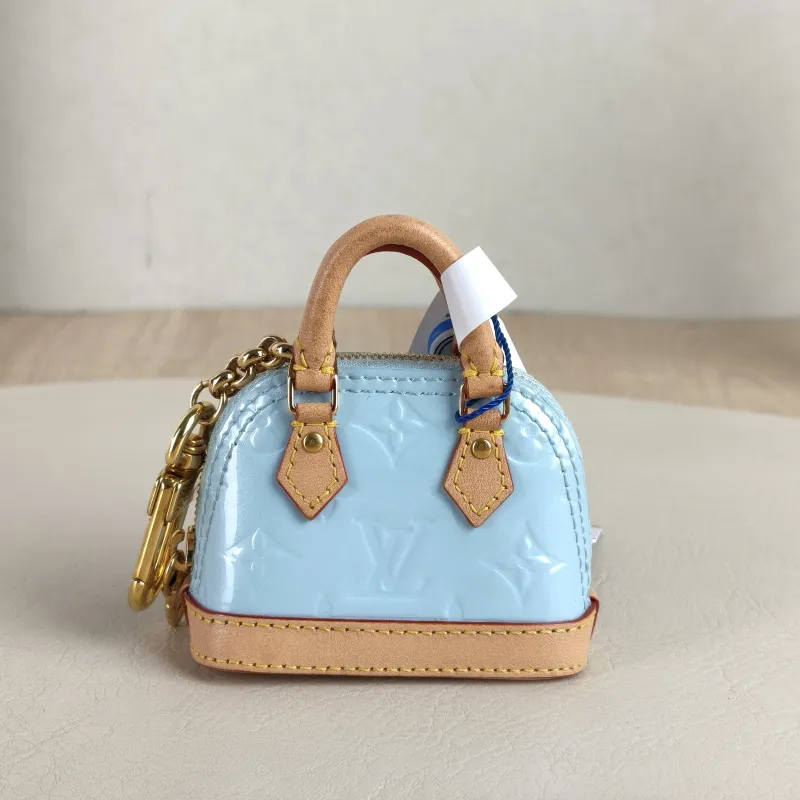 Louis Vuitton Key Ring alma Key Ring Blue Patent Leather One Size 8 × 3.5 × 6 cm — cover view 4 of 4