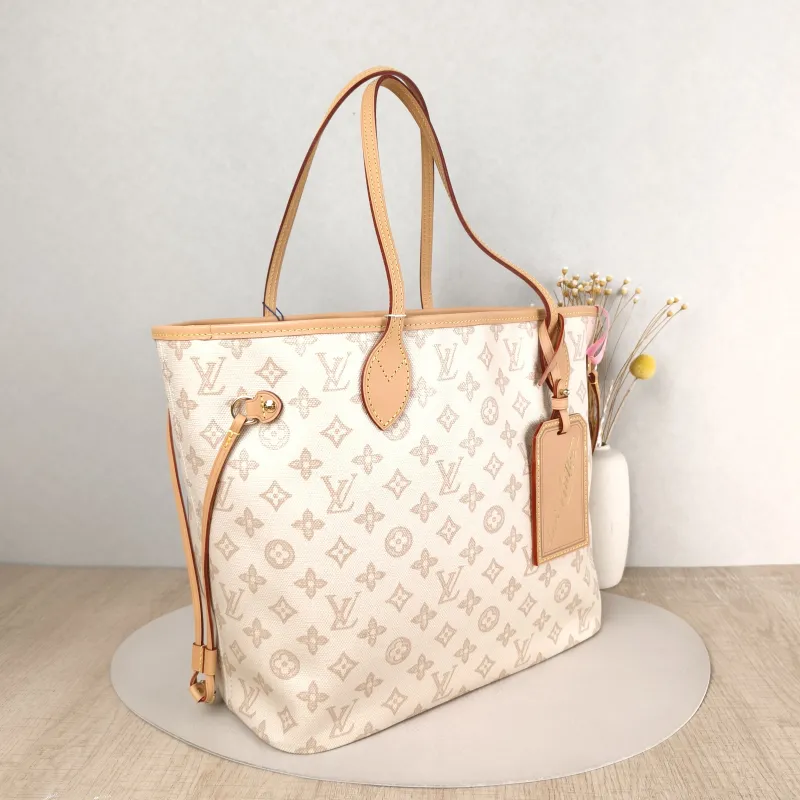 Louis Vuitton Shoulder Bag Neverfull PVC Medium 31 × 14 × 28 cm — cover view 3 of 5