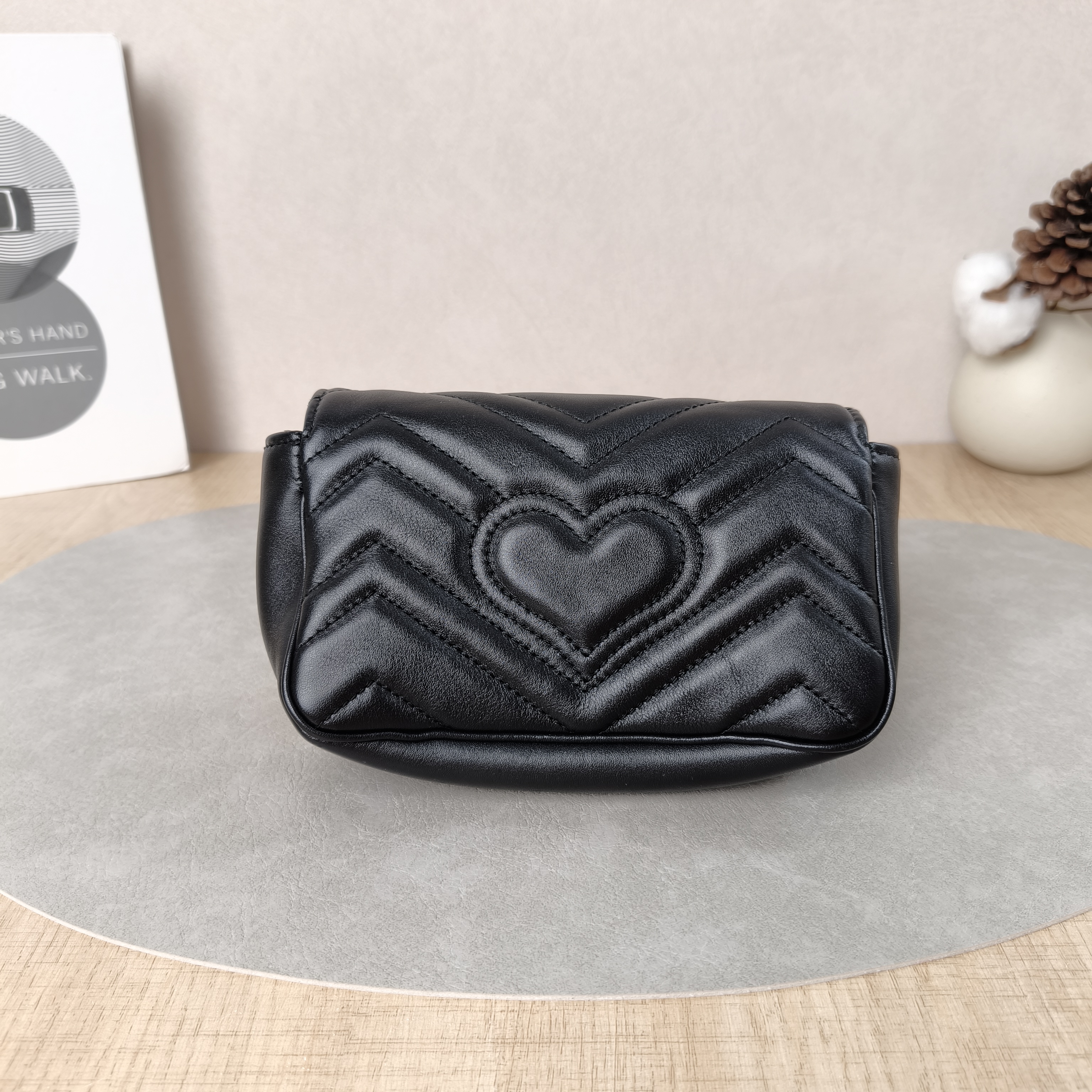 GUCCI Crossbody Bag GG Marmont Mini Marmont Mini Black Calfskinmini16.5 × 4.5 × 9.5 cm — cover view 3 of 6
