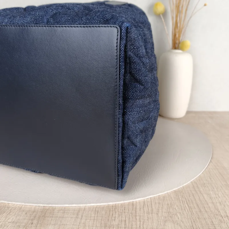 DIOR Top Handle Bag TOUJOURS Navy Medium 28.5 × 17 × 21.5 cm — detail view 3 of 12